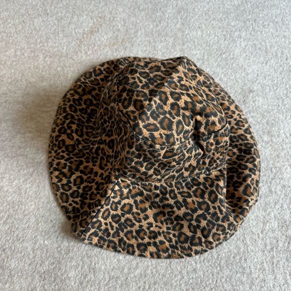Cheetah print bucket hat - Picture 3 of 4
